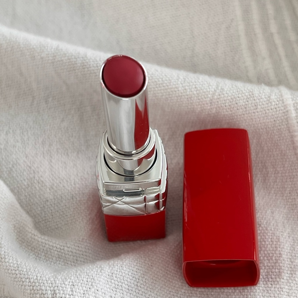 BNWOB DIOR LIPSTICK COLOR 755/ULTRA DARING